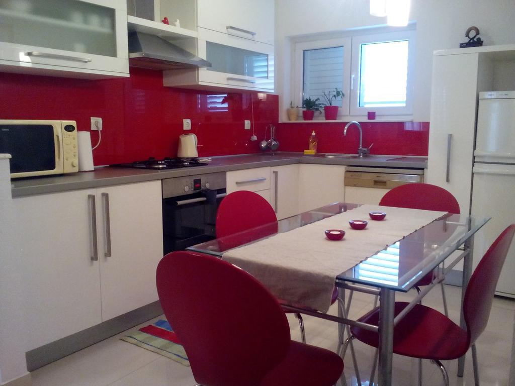 Apartment Petra Башка-Вода Екстер'єр фото