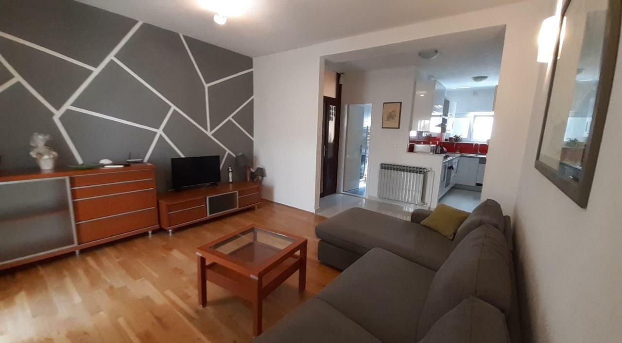 Apartment Petra Башка-Вода Екстер'єр фото